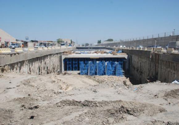 Bakıda 780 metr uzunluğunda tunel tikilir - 1