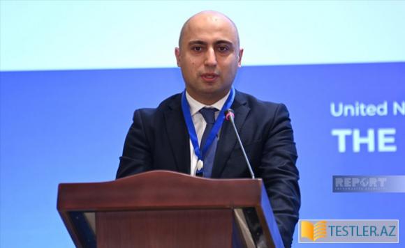 Emin Əmrullayev: Şəxsi rəylərə əsaslanan mübahisənin təhsil üçün heç bir faydası yoxdur