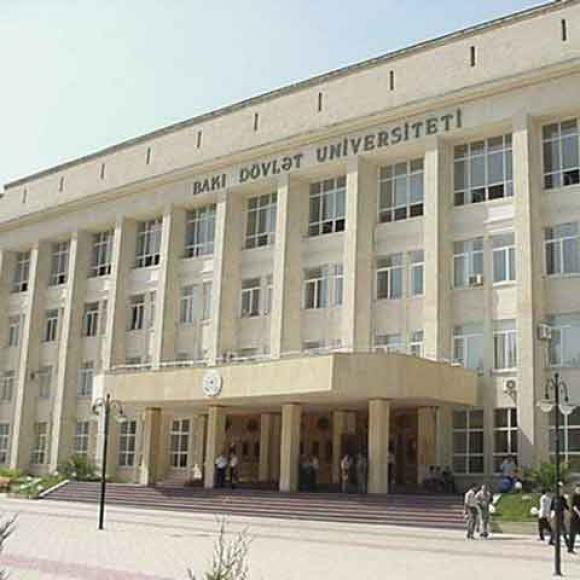 Dünyada qəbul olunan ən mötəbər Azərbaycan universitetləri hansıdır?