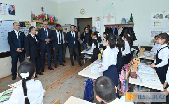 İcma əsaslı məktəbəqədər təhsil qrupları ilə tanışlıq olub İcma əsaslı məktəbəqədər təhsil qrupları ilə tanışlıq olub