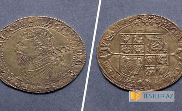 Evi təmir edərkən xəzinə tapdı Evi təmir edərkən xəzinə tapdı