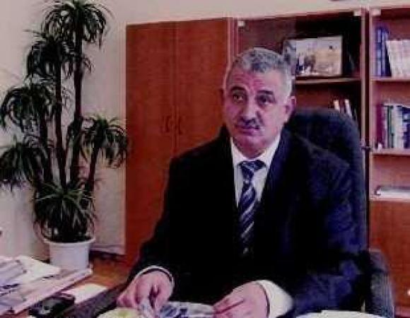 Hansı rayonun təhsil şöbəsinin müdiri işdən QOVULDU və nə səbəbdən? Hansı rayonun təhsil şöbəsinin müdiri işdən QOVULDU və nə səbəbdən?