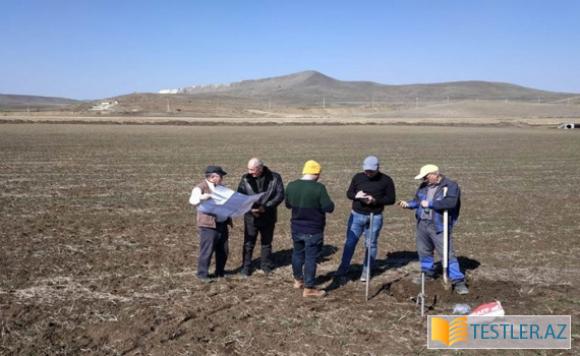 Torpaqşünas alimlər “Böyük Qayıdış” proqramı çərçivəsində Füzuli rayonunda olublar Torpaqşünas alimlər “Böyük Qayıdış” proqramı çərçivəsində Füzuli rayonunda olublar