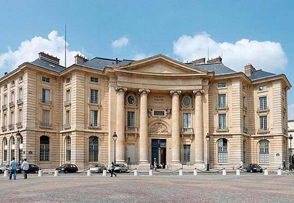 Universitetlərin köçürülməsi ilə bağlı yeniliklər Universitetlərin köçürülməsi ilə bağlı yeniliklər