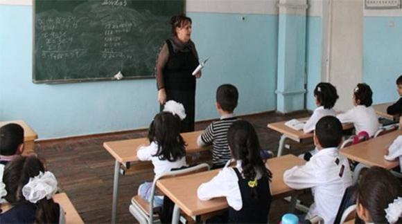 Hansı amillər müəllimlərin yerdəyişməsində əsasdır? Hansı amillər müəllimlərin yerdəyişməsində əsasdır?