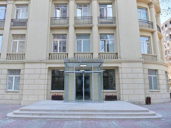 Gündəliklər də problem mənbəyi oldu (Təhsil Nazirliyindən açıqlama)